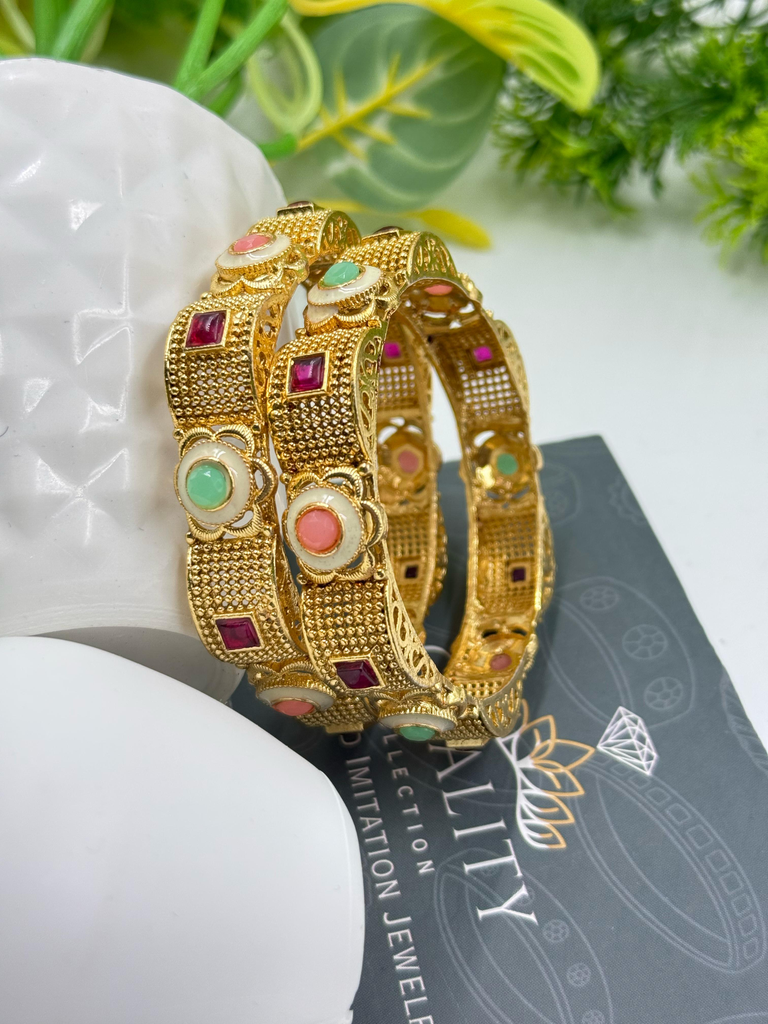 Classic Pearl Petal Bangles