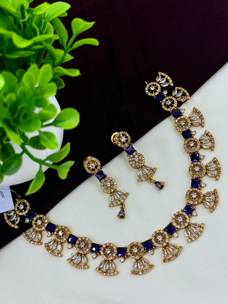 Victorian AD Necklace Set 