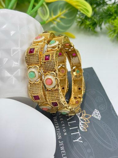Classic Pearl Petal Bangles