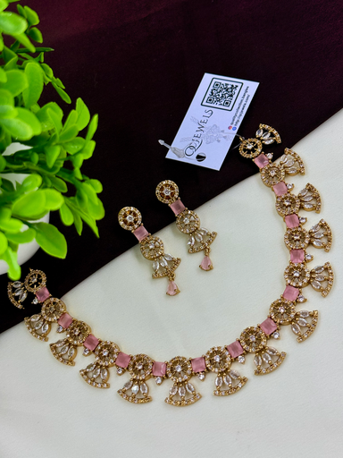 Victorian AD Necklace Set 