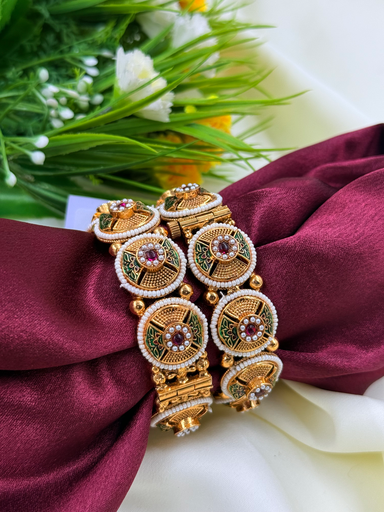 Majestic Pearl Dome Bangles