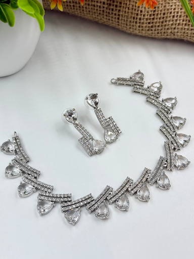 Elegant AD Teardrop Stone Necklace Set 