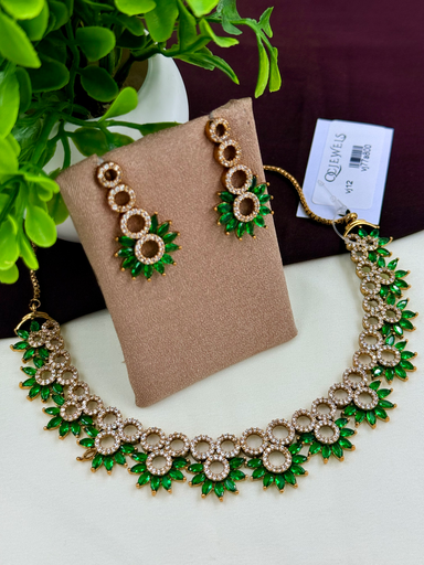 Green & White American Diamond Choker Necklace – Unique Victorian Design 