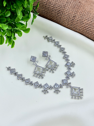 Royal Square-Cut Necklace Set